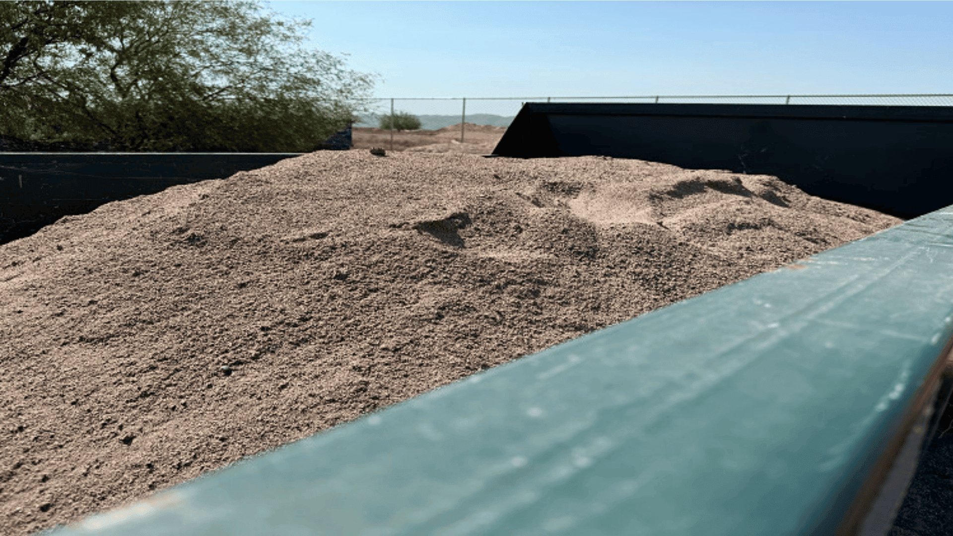 newsroom_sand_distribution - 1