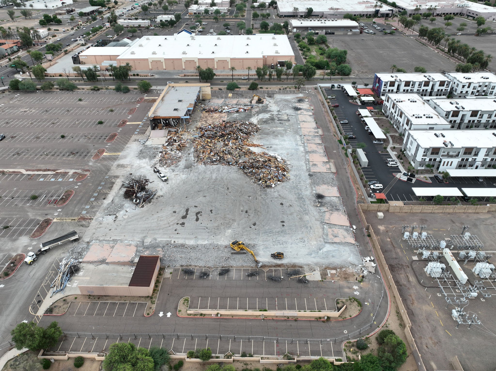 Arial view of debris following the demolition of former Fry's Electronics