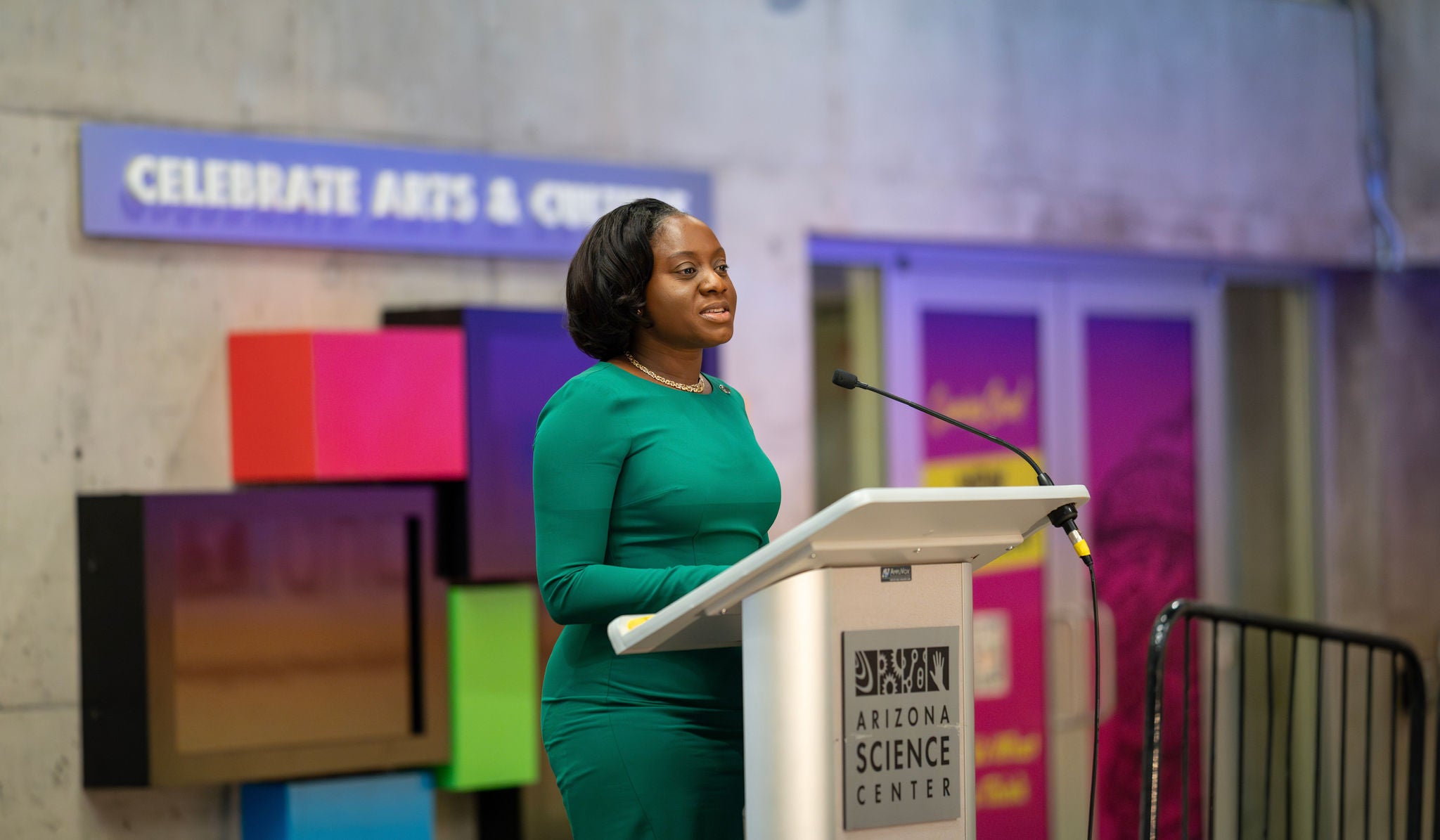 Phoenix City Councilwoman Kesha Hodge Washington speaks from the podium at the Arizona Science Center.