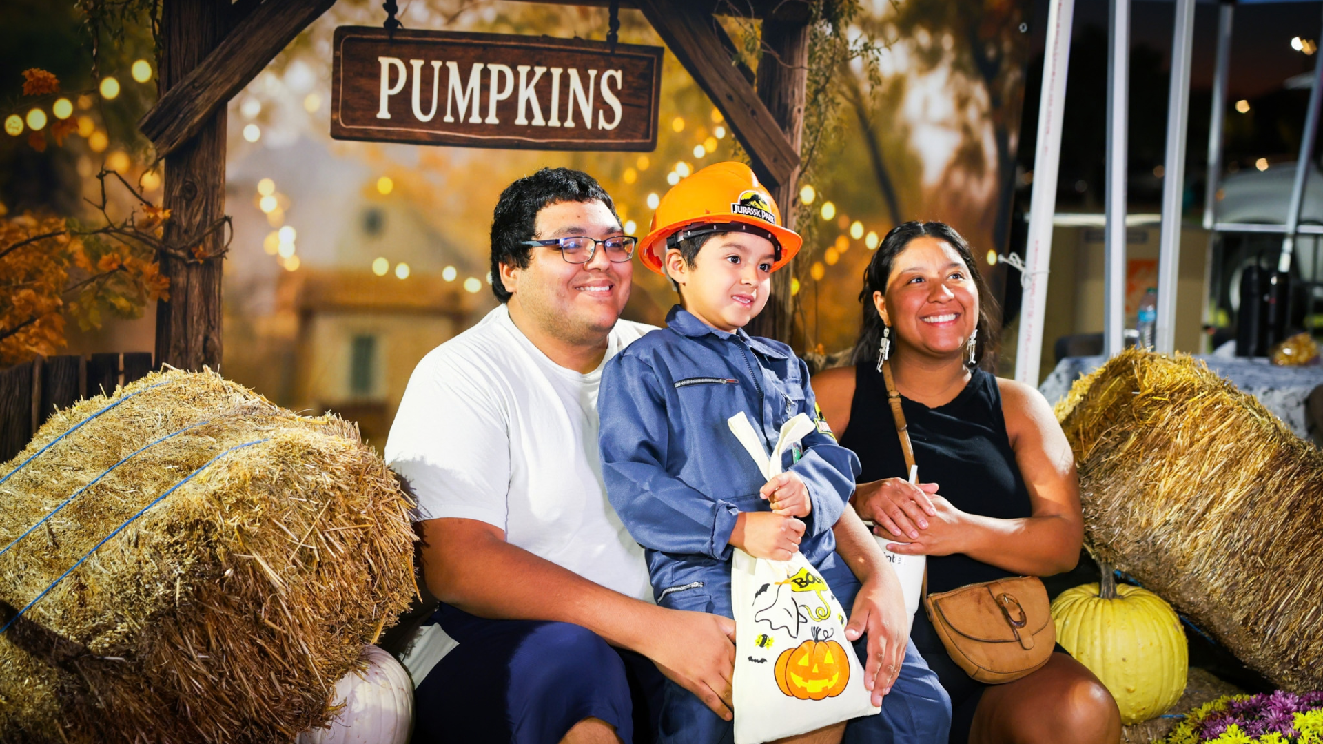 Autumn has arrived, and Phoenix Parks and Recreation is welcoming the season with a vibrant mix of free, family-friendly celebrations across the city.