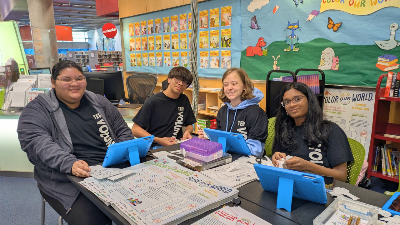 Newsroom_Library_001 - Newsroom_Library_2026_TeenVolunteerOpenings